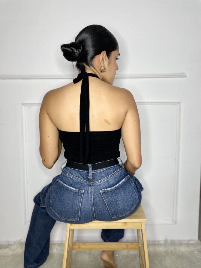 BLUSA AMARRE EN CUELLO - Imagen 2