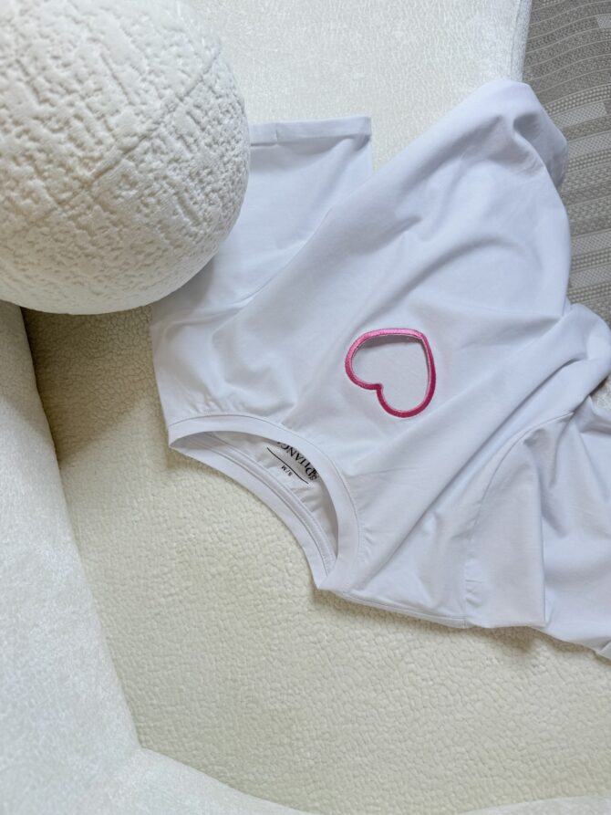 Camiseta corazón - Imagen 3